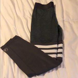 Grey Bombshell leggings
